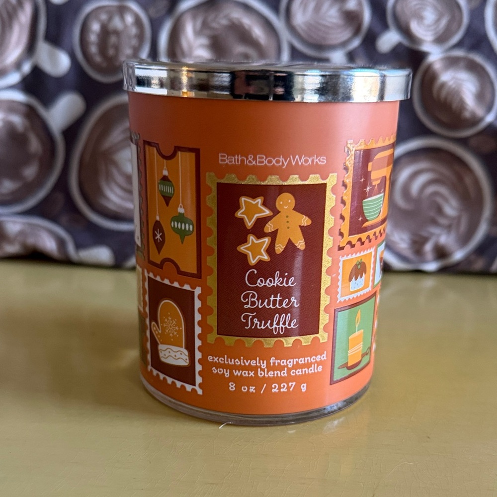 Bath & Body Works Cookie Butter Truffle Candle - Warm Orange
